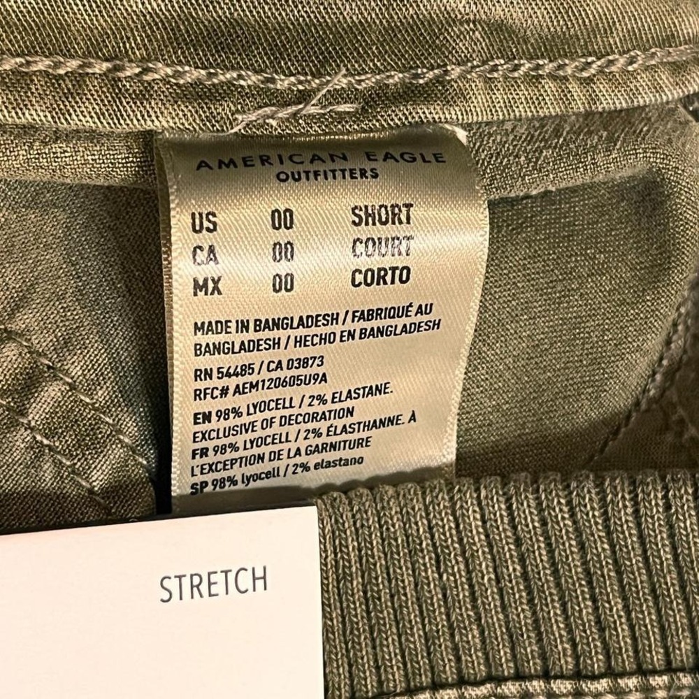 American Eagle NWT Curvy Super High Rise Baggy Cargo Pants 00 Short - Picture 3 of 6